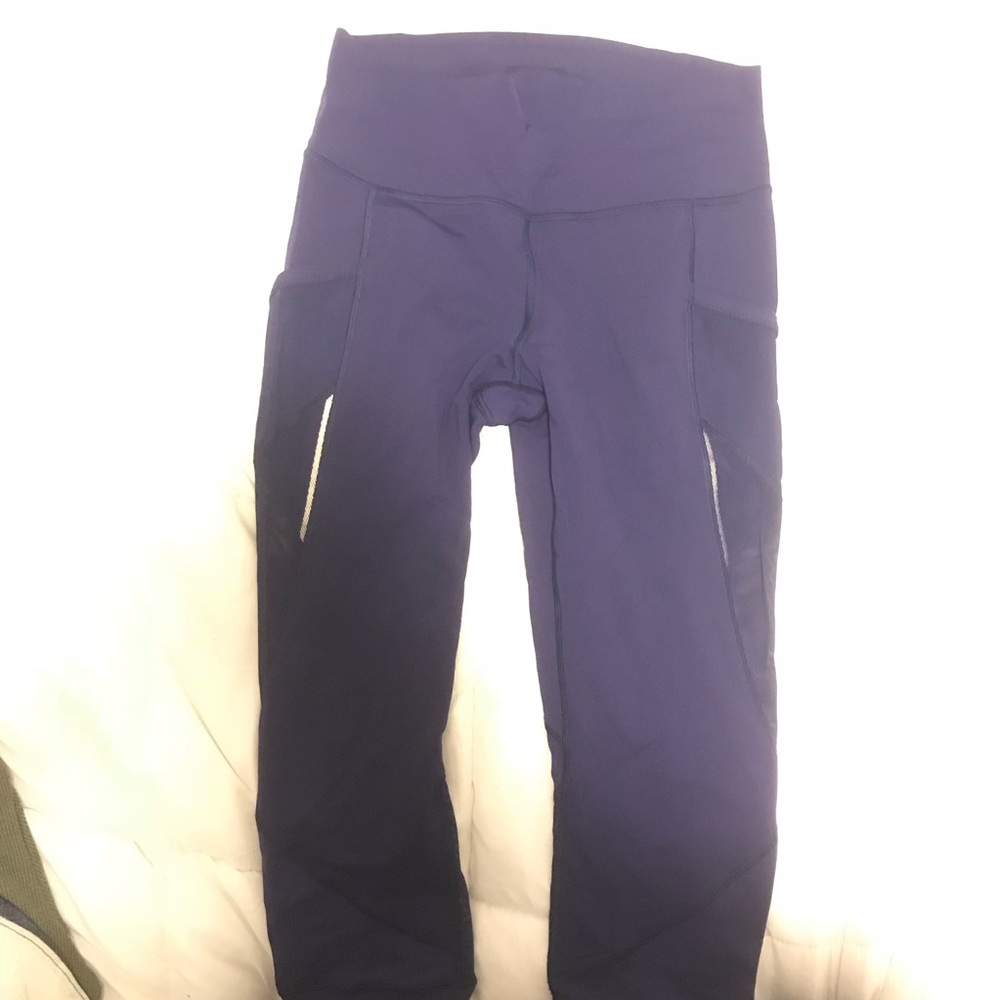 Navy lulu lemon crop legging side pockets s 8 LN